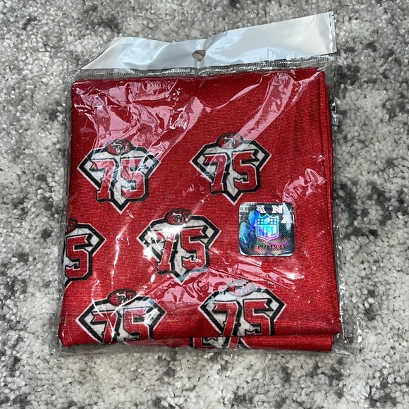 NWT | San Francisco 49ers - 75th Anniversary Gator Face Mask - Picture 2 of 2